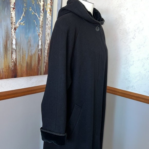 London Fog Full Length Hooded Wool Coat - Picture 3 of 13